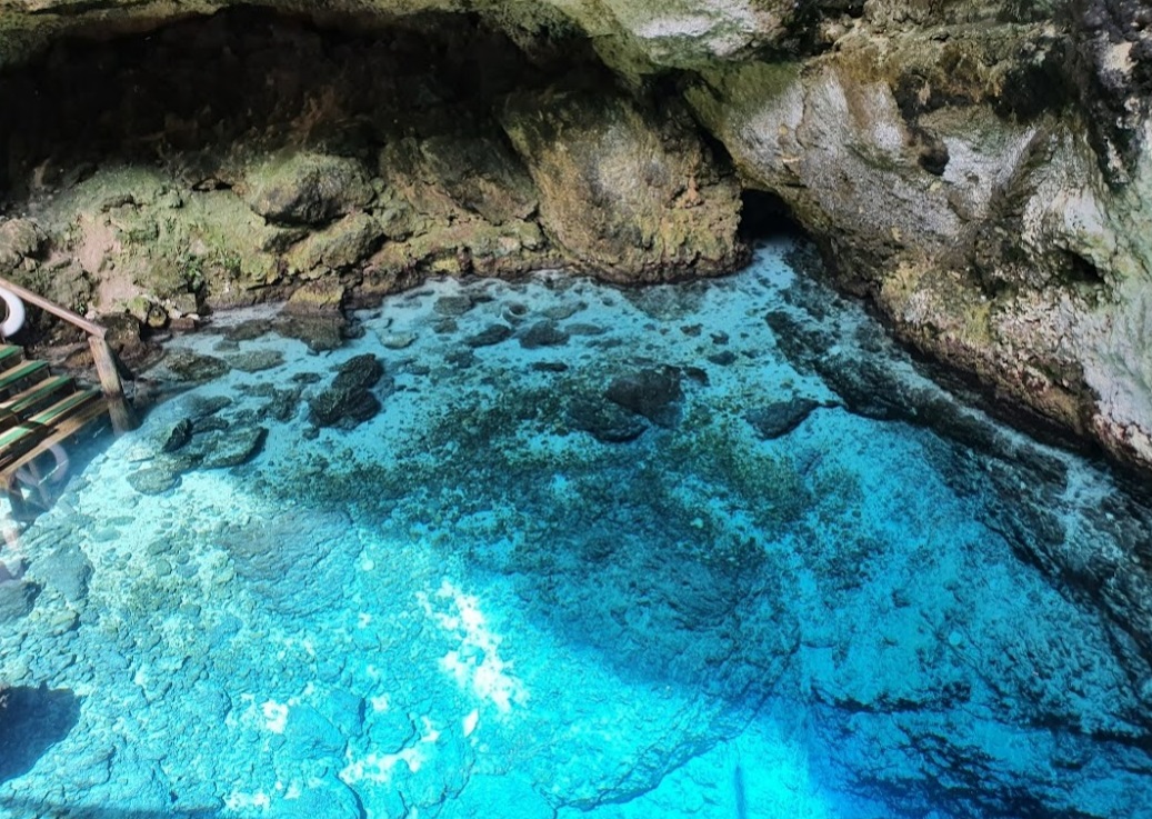 Hoyo Azul Punta Cana